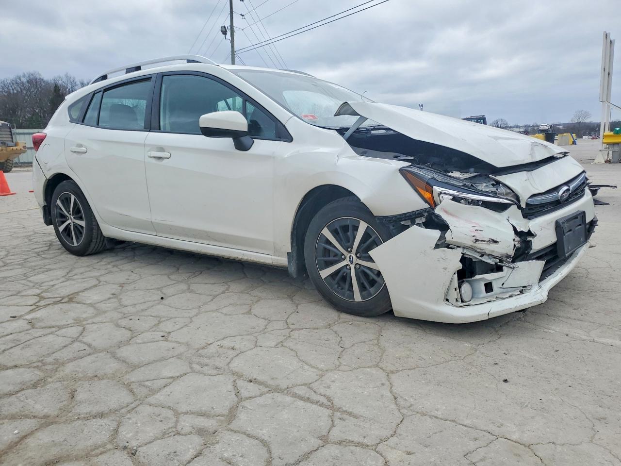 2022 Subaru Impreza Premium - zdjęcie 4