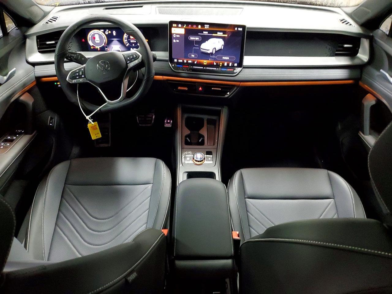 2025 Volkswagen Tiguan Se R-Line Black - zdjęcie 8
