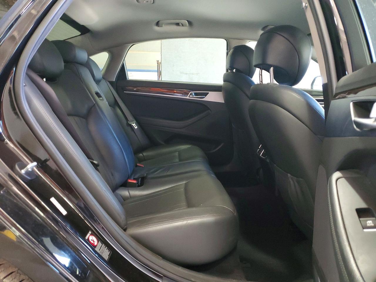 2018 Genesis G80 3.8 - zdjęcie 10