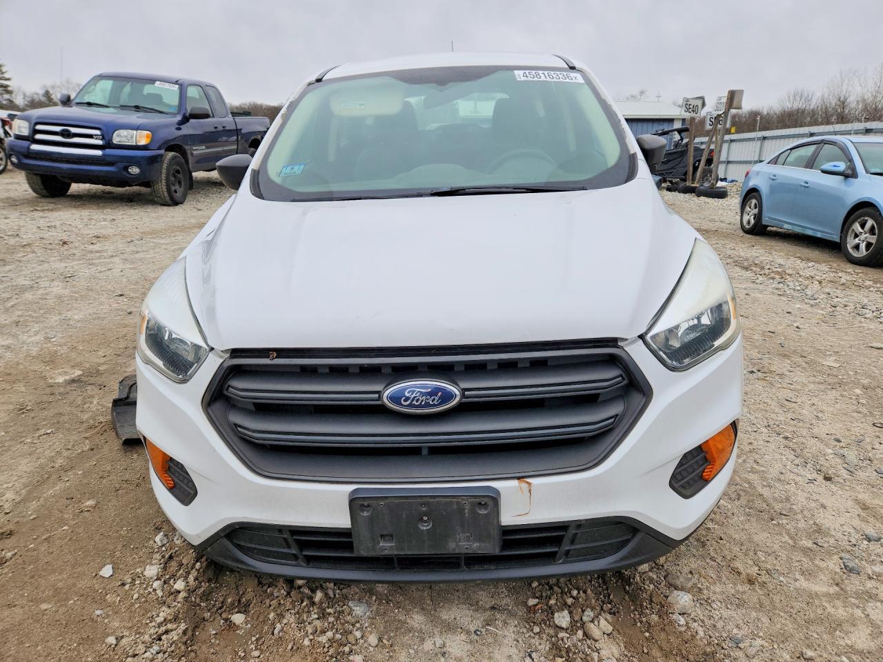 2017 Ford Escape S - zdjęcie 5