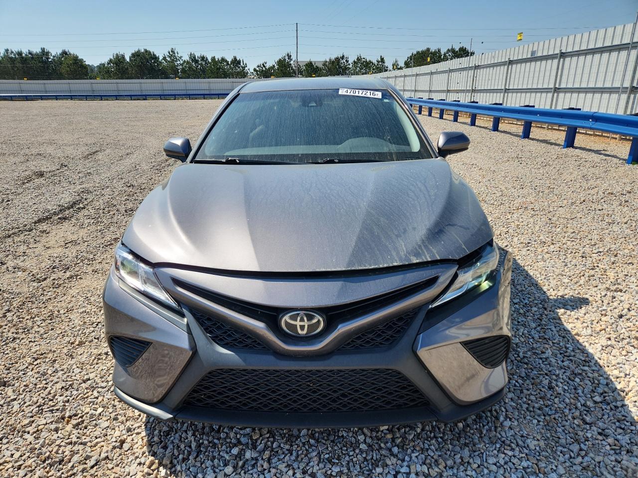 2020 Toyota Camry Se - zdjęcie 5
