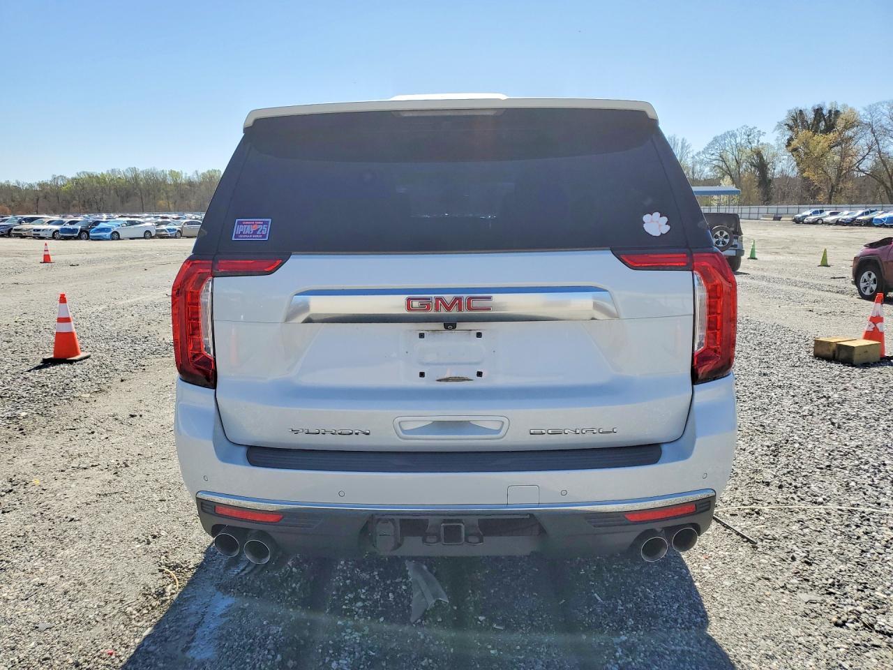 2022 GMC Yukon Xl Denali - zdjęcie 6