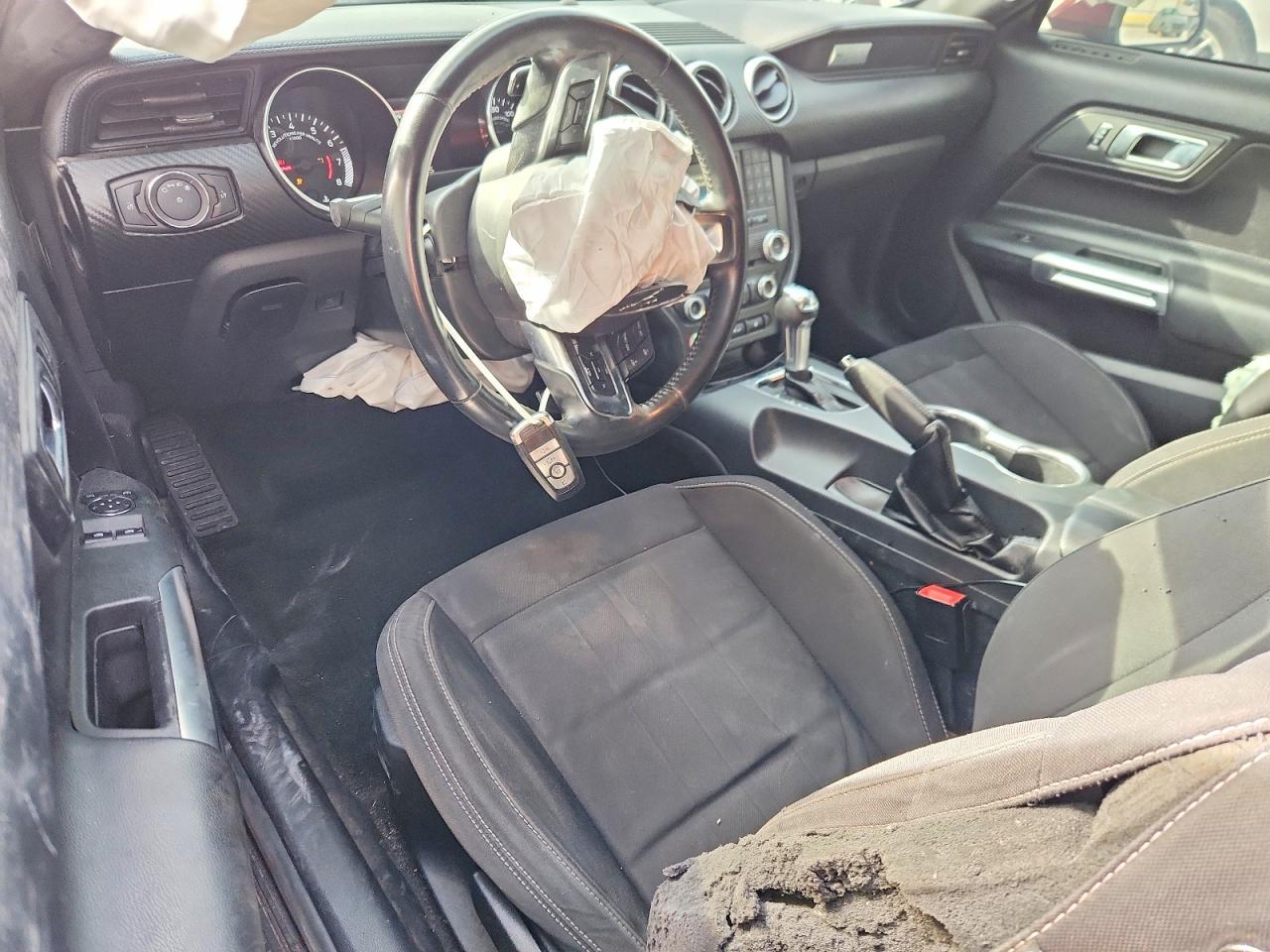 2018 Ford Mustang - zdjęcie 8