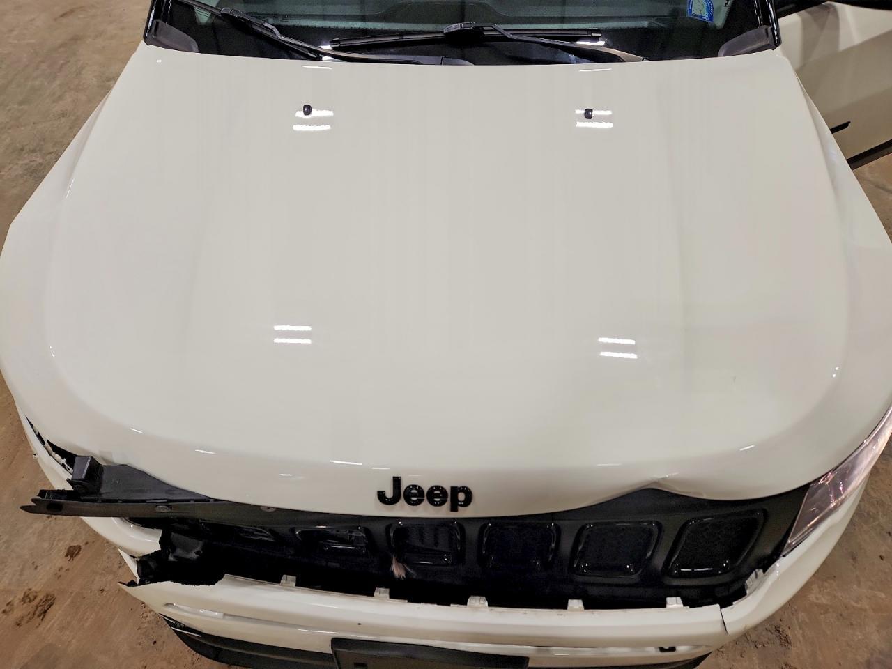 2019 Jeep Compass Latitude - zdjęcie 12