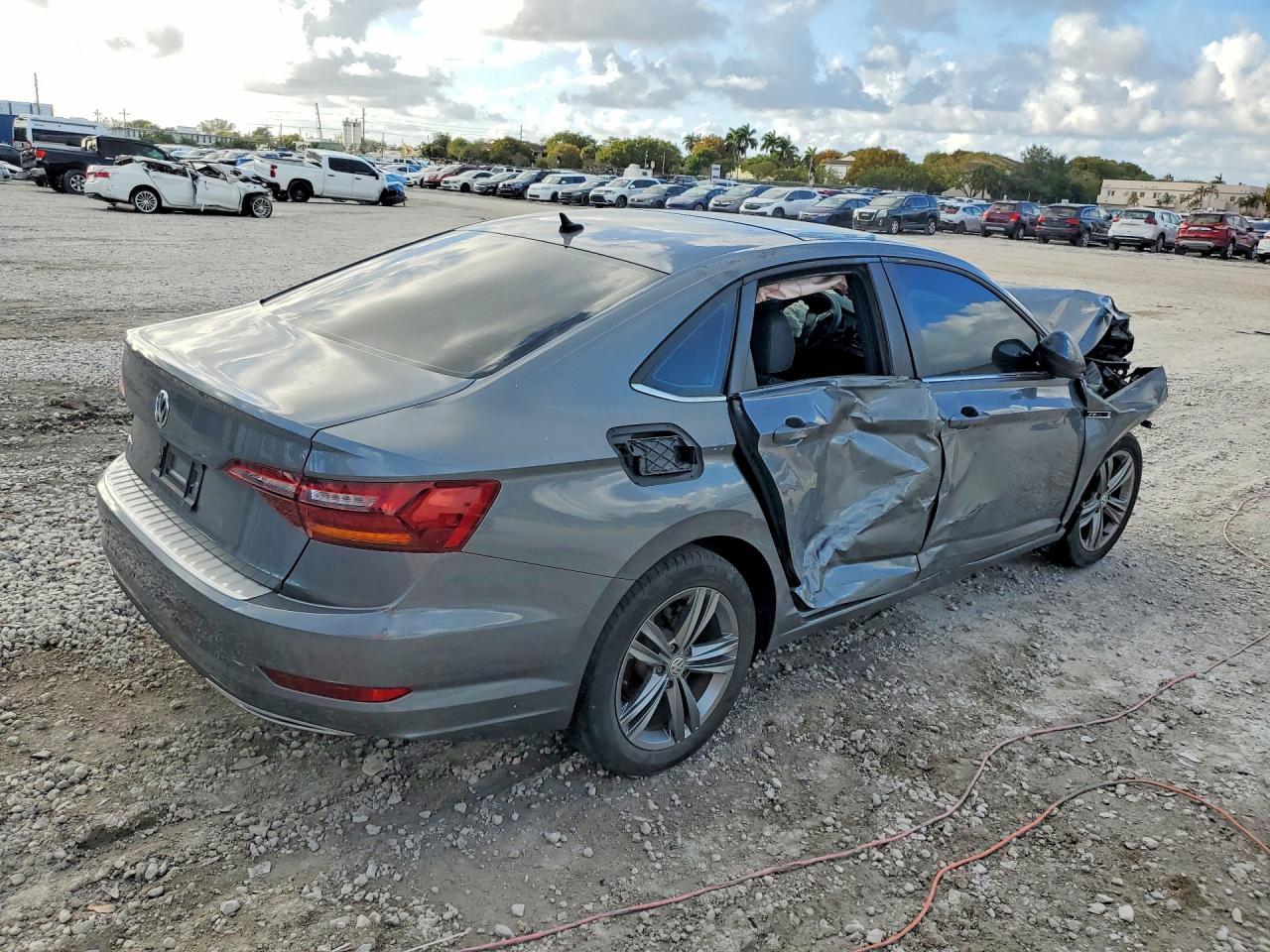 2019 Volkswagen Jetta S - zdjęcie 3