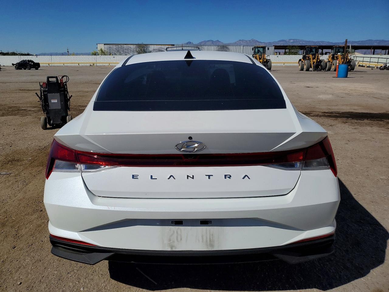 2023 Hyundai Elantra Sel - zdjęcie 6