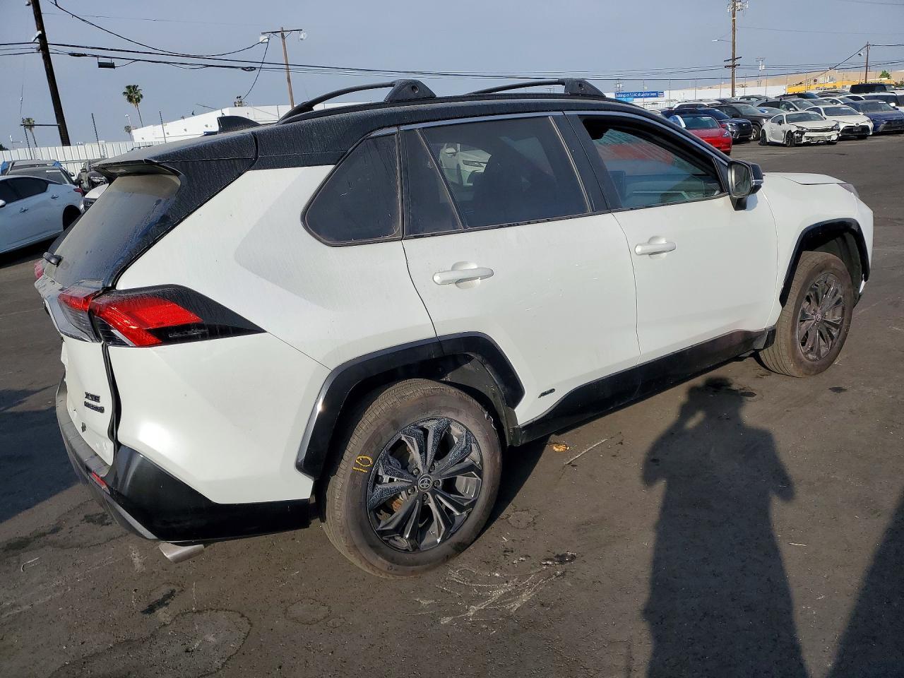 2024 Toyota Rav4 Hybrid Xse - zdjęcie 3