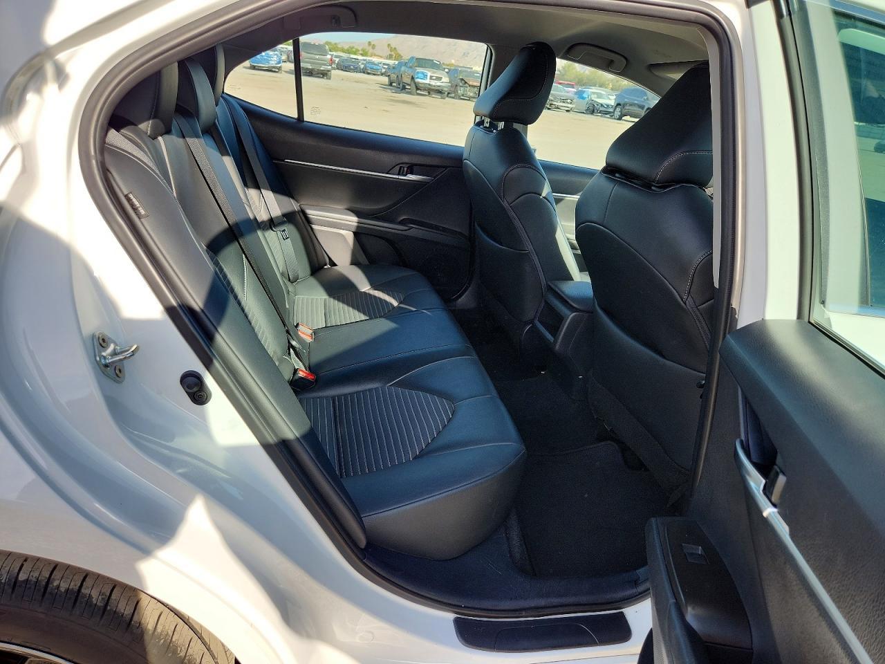 2024 Toyota Camry Se Night Shade - zdjęcie 11