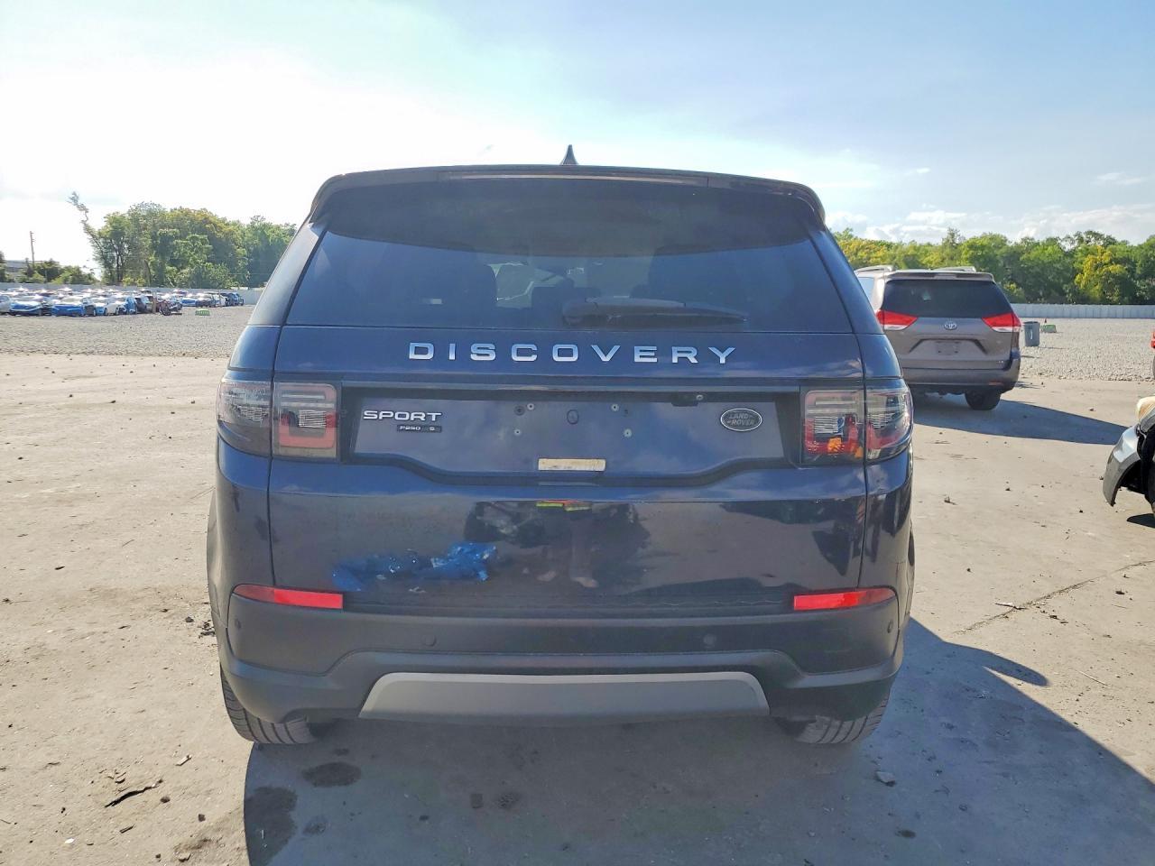 2020 Land Rover Discovery Sport S - zdjęcie 6