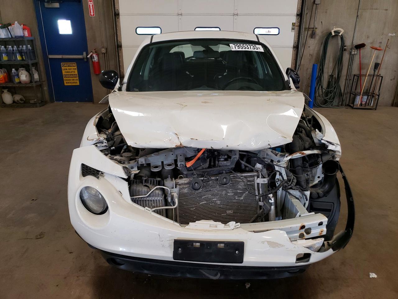 2013 Nissan Juke S - zdjęcie 5