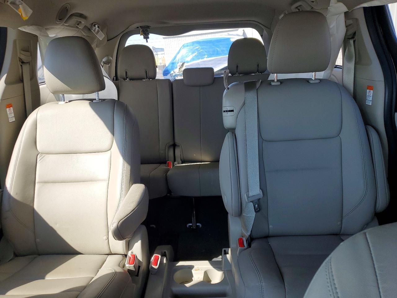 2020 Toyota Sienna Xle Premium 8-Passenger - zdjęcie 10