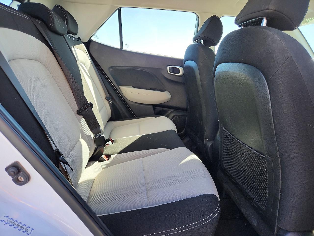 2020 Hyundai Venue Sel - zdjęcie 11