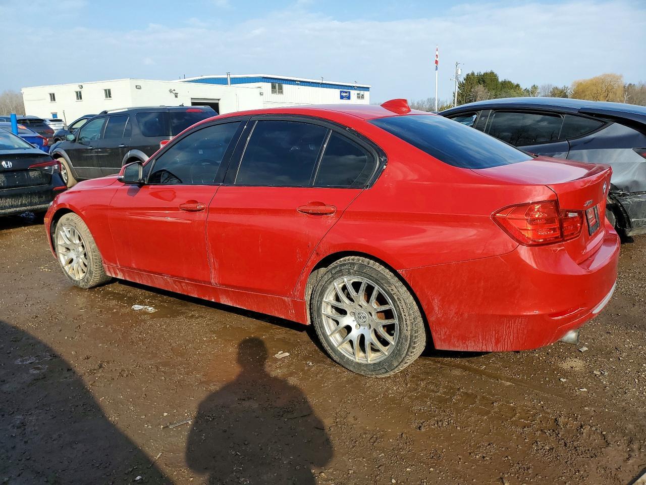 2014 BMW 320 I xDrive - zdjęcie 2