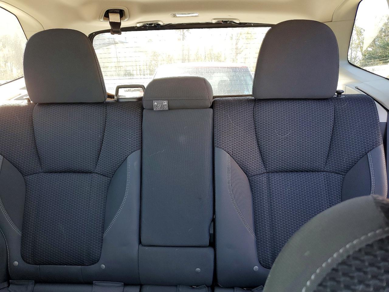 2023 Subaru Forester Premium - zdjęcie 10