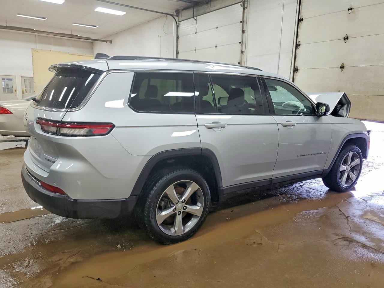 2021 Jeep Grand Cherokee L Limited - zdjęcie 3