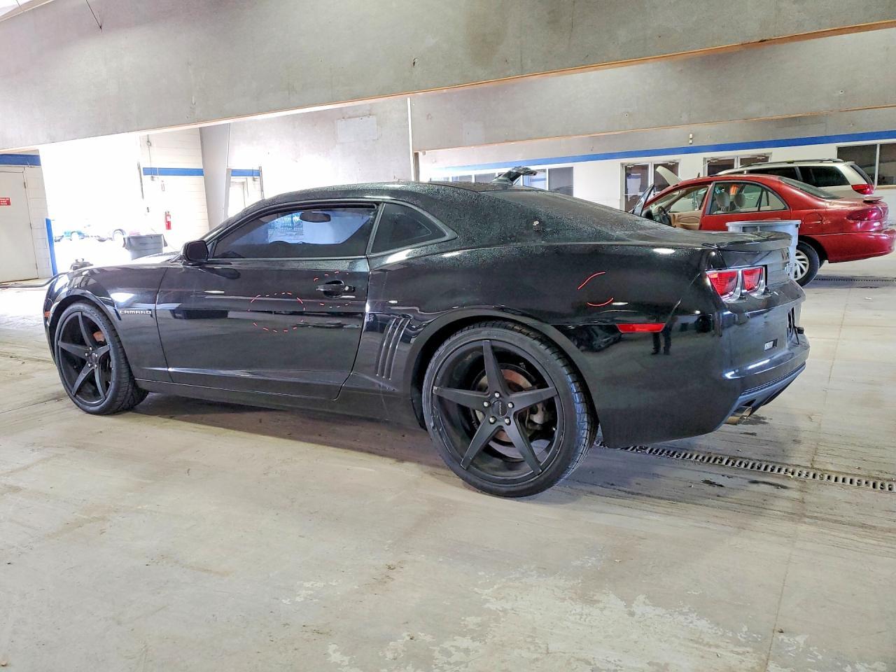 2013 Chevrolet Camaro Ls - zdjęcie 2