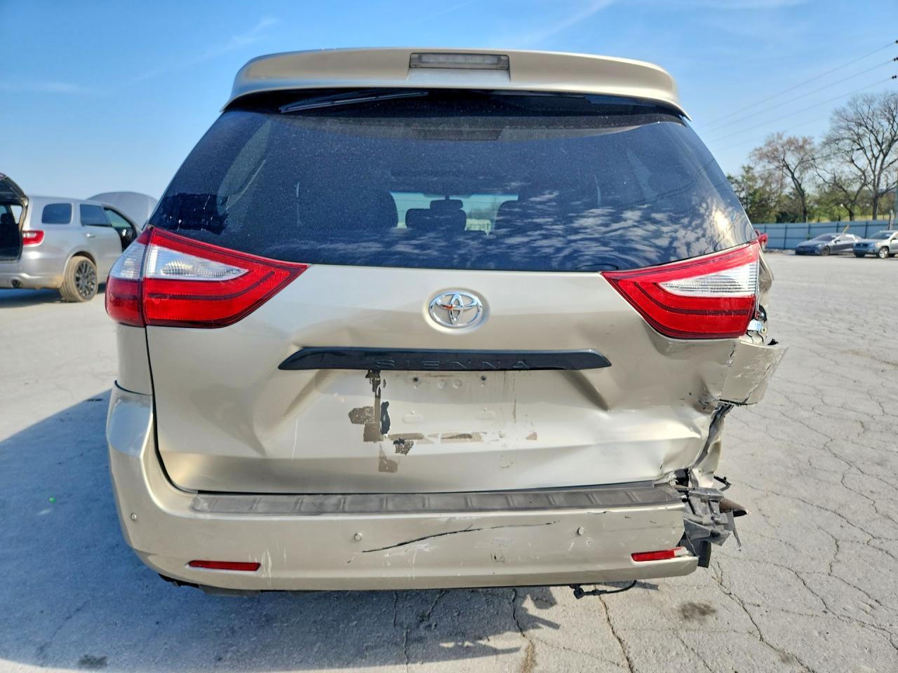 2017 Toyota Sienna Xle 7-Passenger - zdjęcie 6