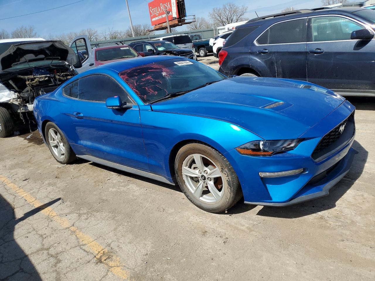 2020 Ford Mustang - zdjęcie 4