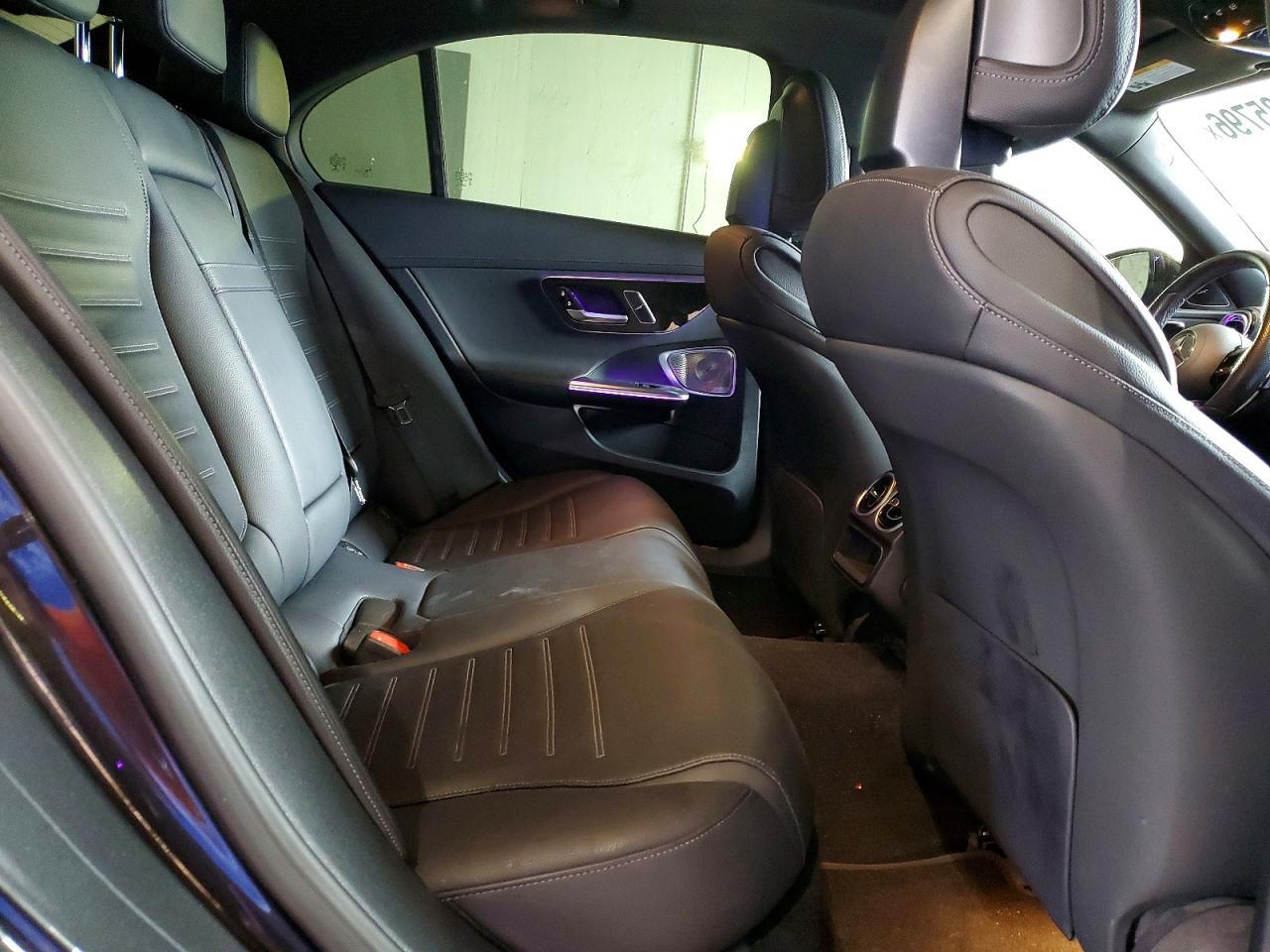 2022 Mercedes-Benz C 300 - zdjęcie 10