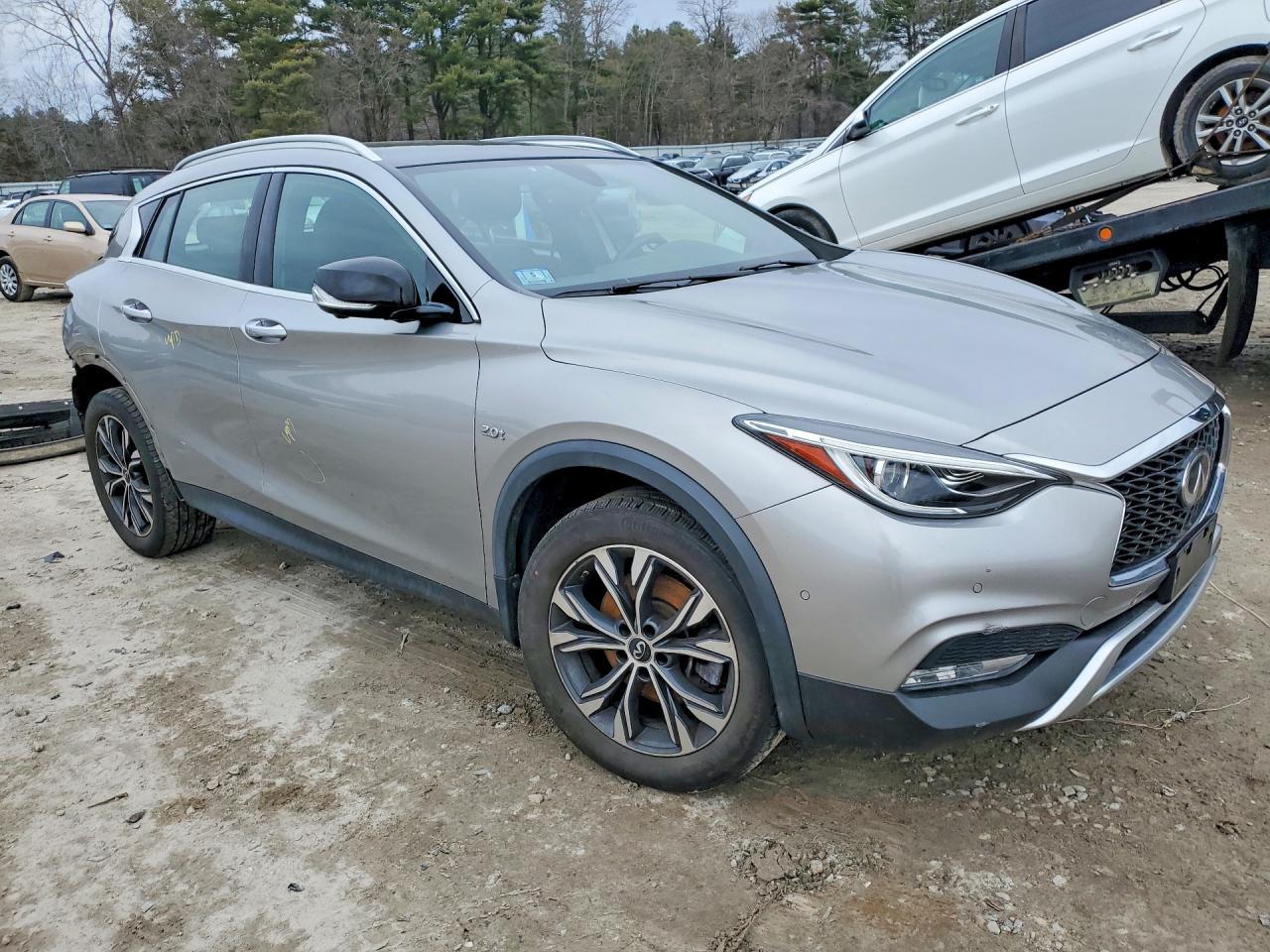 2018 Infiniti Qx30 Essential - zdjęcie 4