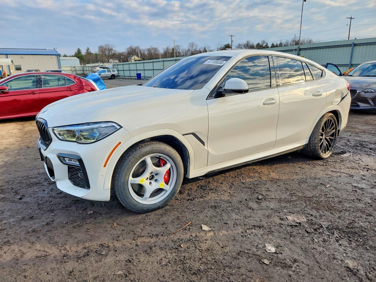 2021 BMW X6 M50I - zdjęcie główne