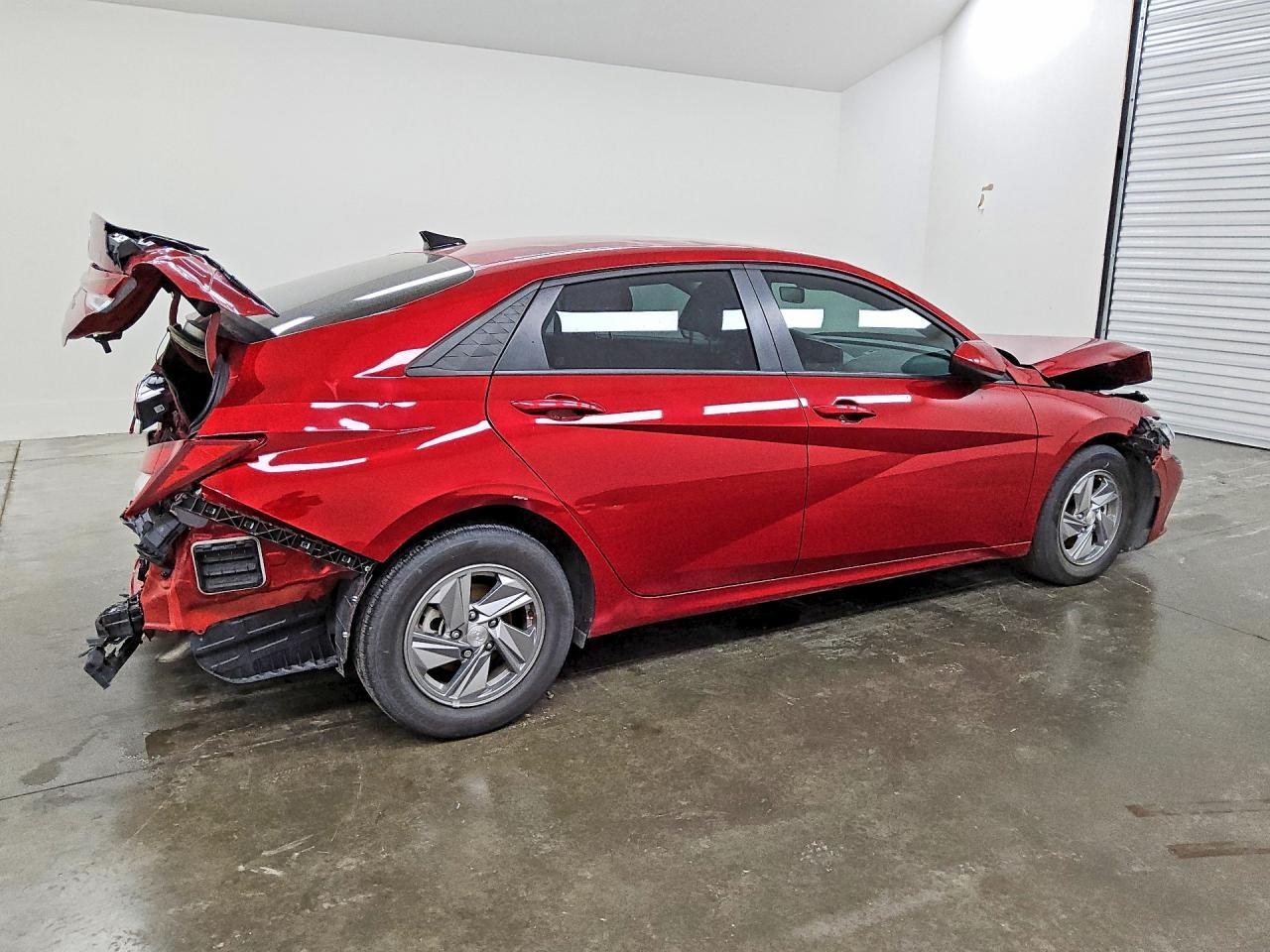 2025 Hyundai Elantra Se - zdjęcie 3