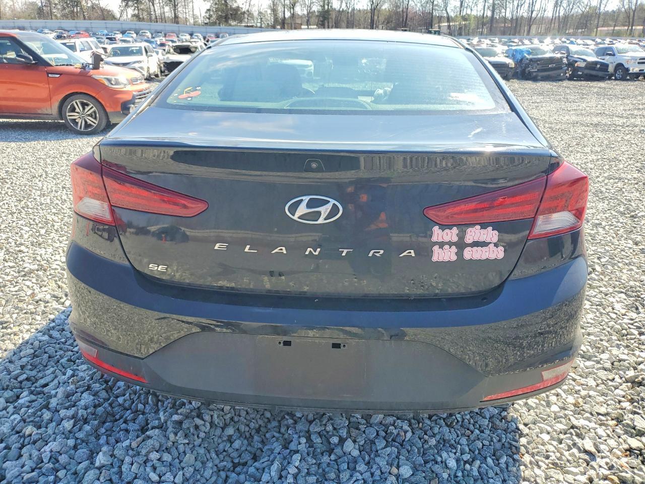 2019 Hyundai Elantra Se - zdjęcie 6