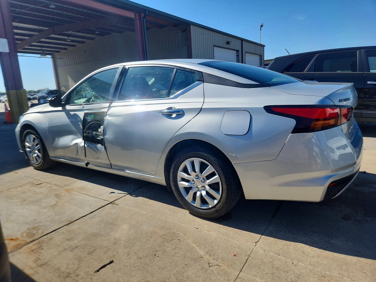 2023 Nissan Altima 2.5 S - zdjęcie 2