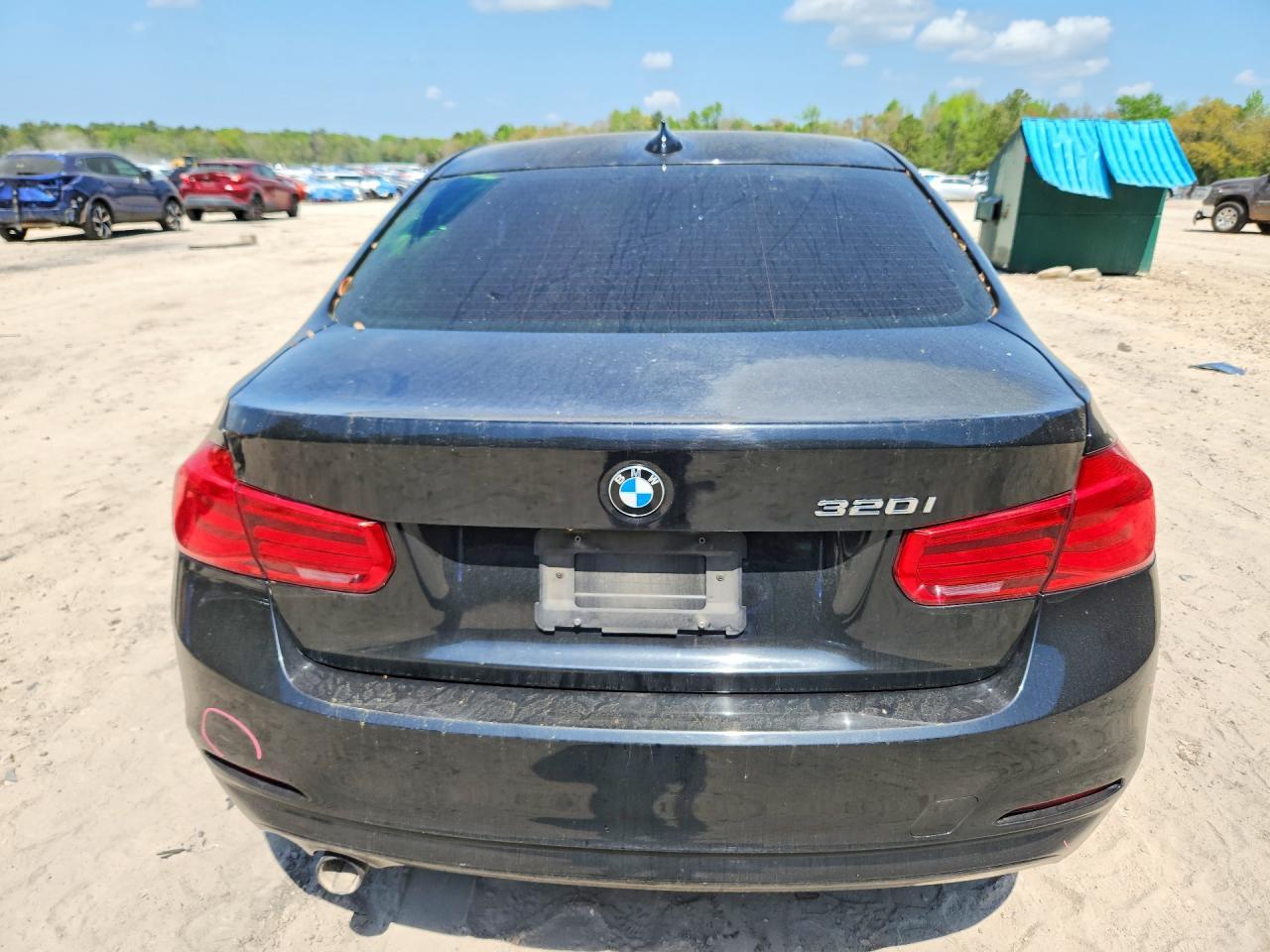 2016 BMW 320 I - zdjęcie 6
