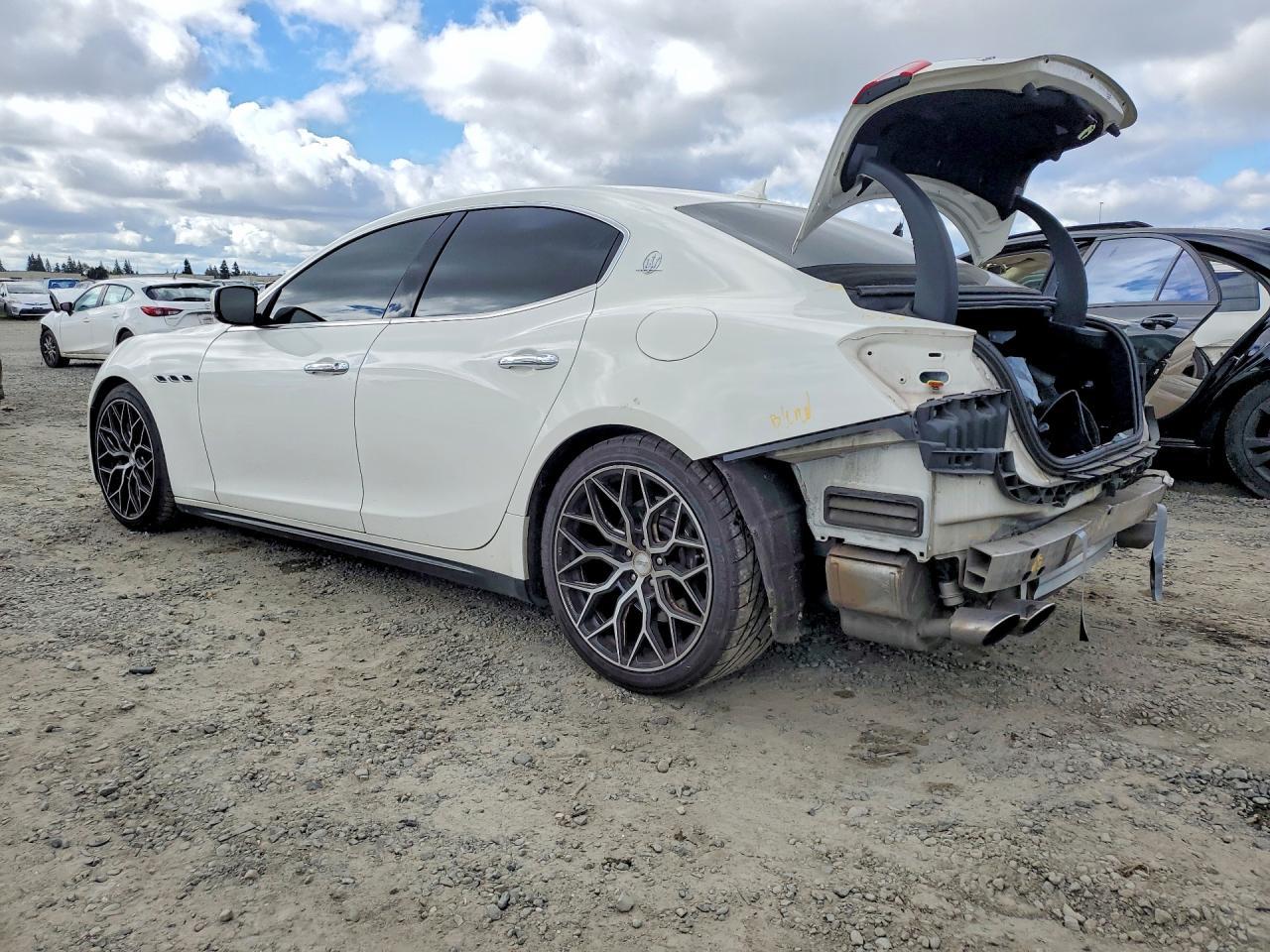 2014 Maserati Ghibli S - zdjęcie 2