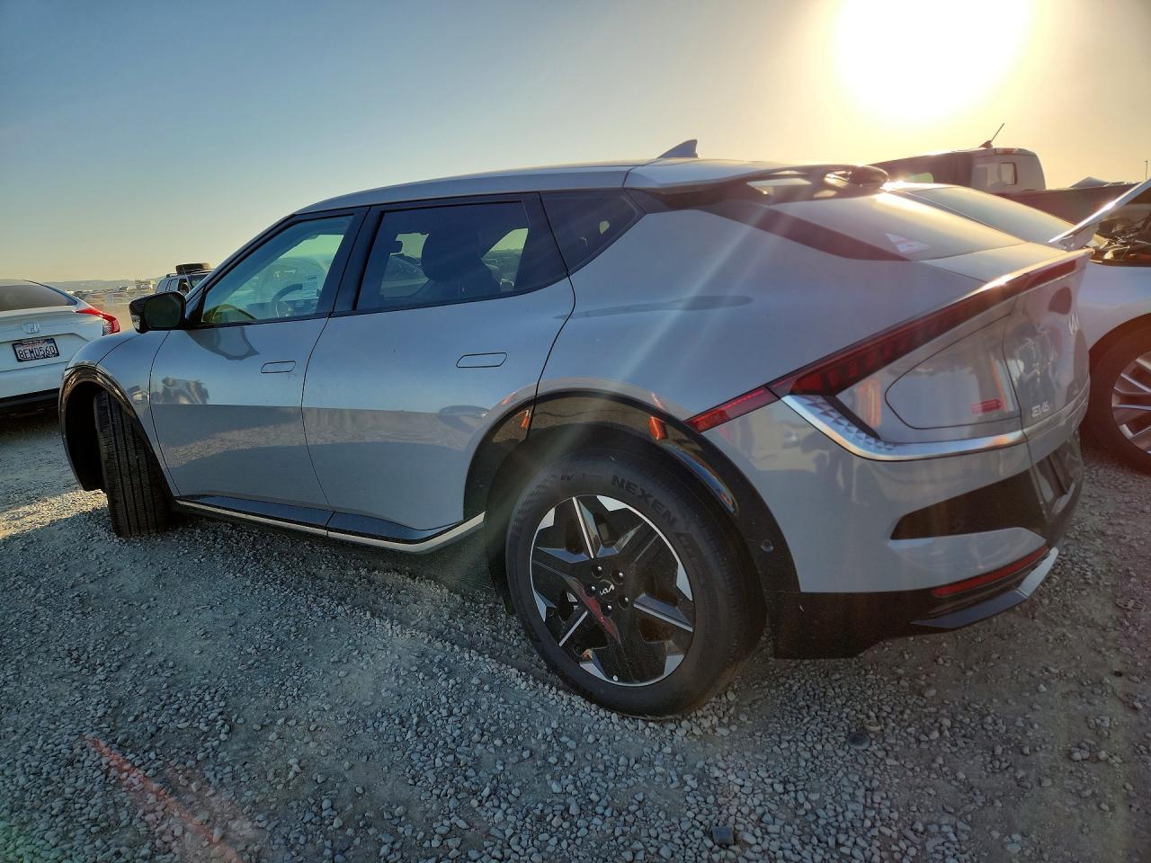 2025 Kia Ev6 Wind - zdjęcie 2