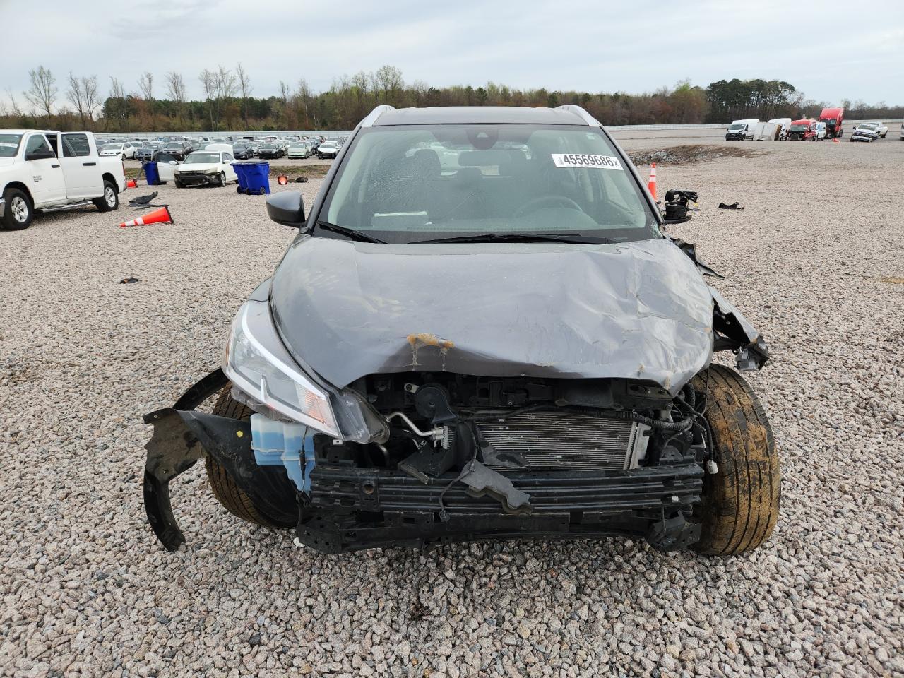 2021 Nissan Kicks Sv - zdjęcie 5