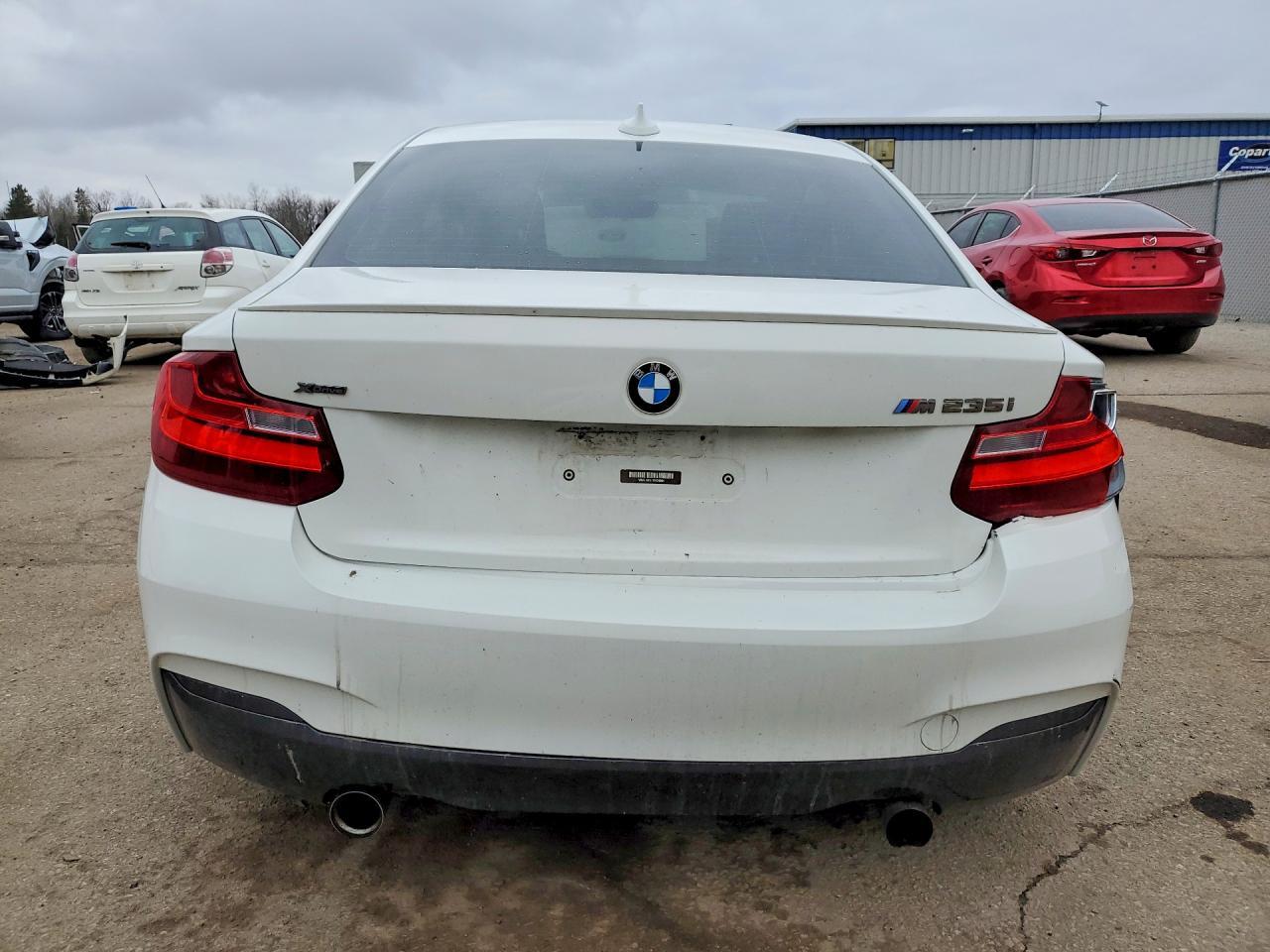 2015 BMW M235Xi - zdjęcie 6