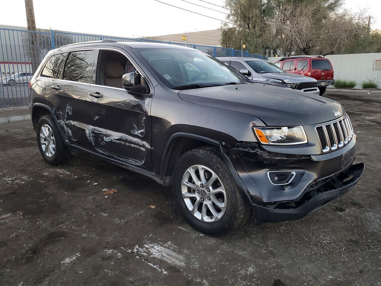 2015 Jeep Grand Cherokee Laredo - zdjęcie 4