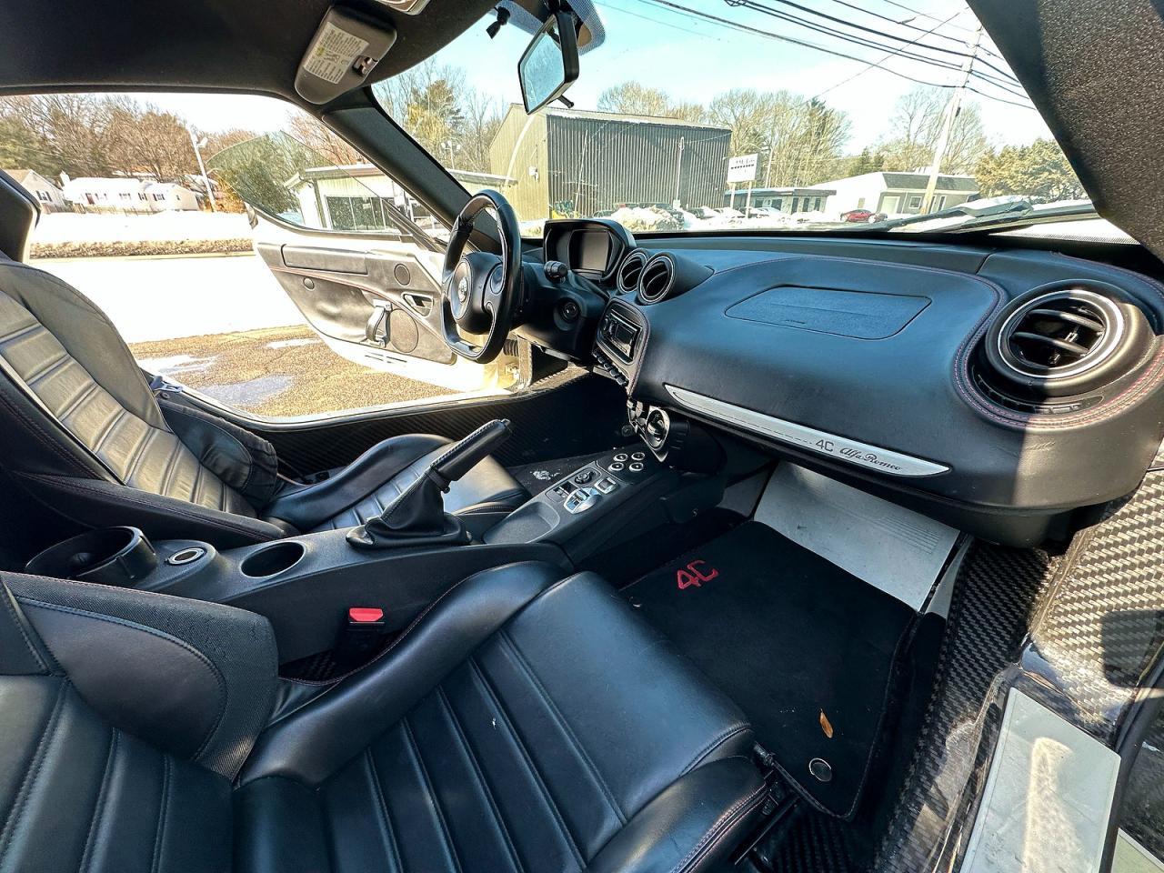 2016 Alfa Romeo 4C - zdjęcie 5