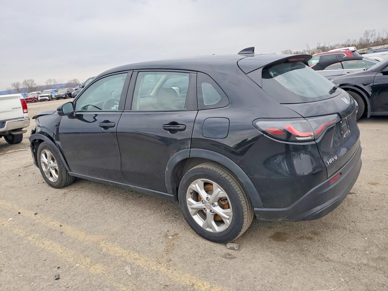 2023 Honda Hr-V Lx - zdjęcie 2