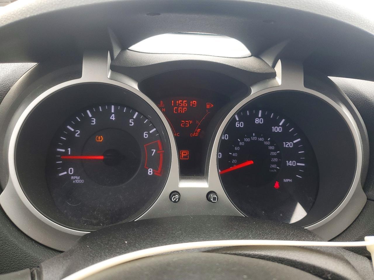 2013 Nissan Juke S - zdjęcie 9