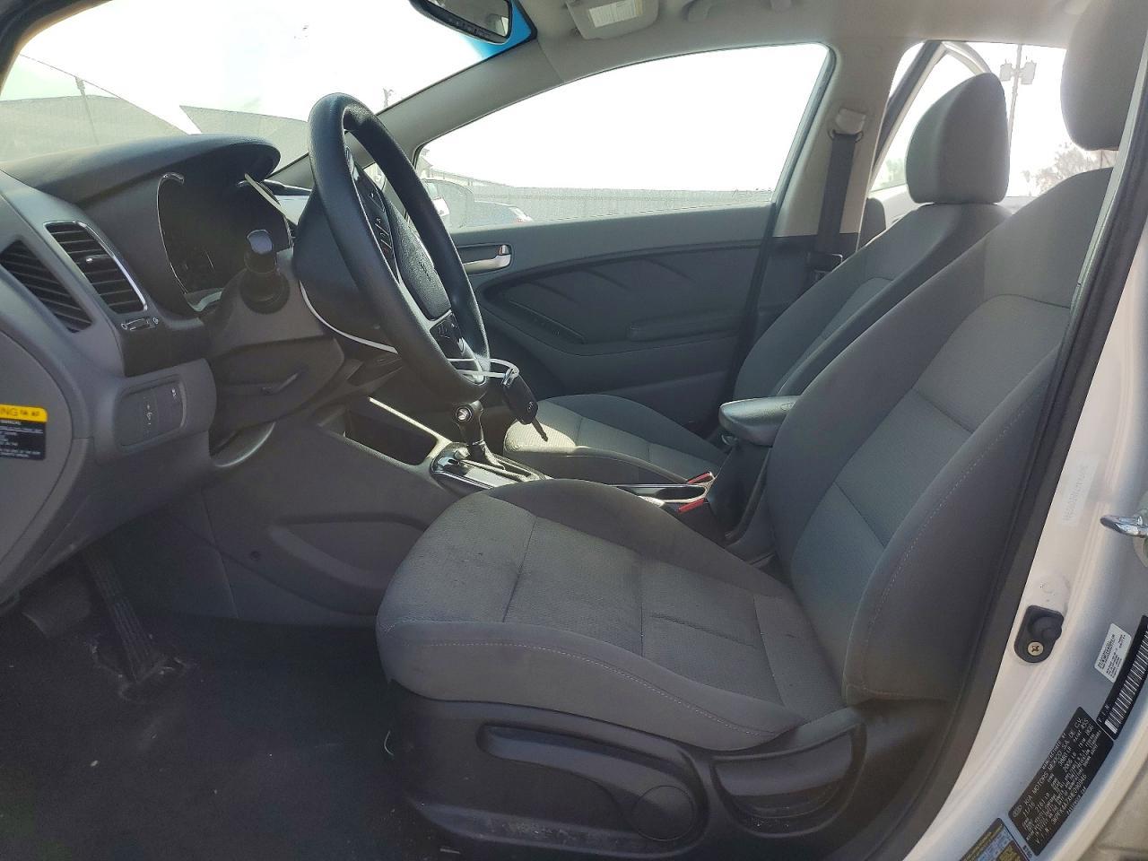 2017 Kia Forte Lx - zdjęcie 7