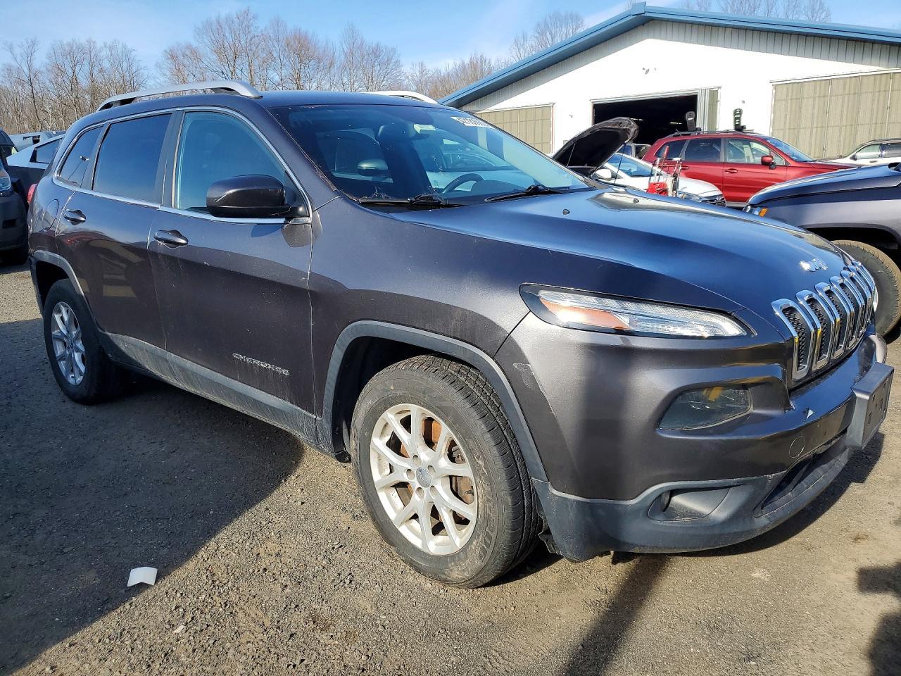 2015 Jeep Cherokee Latitude - zdjęcie 4