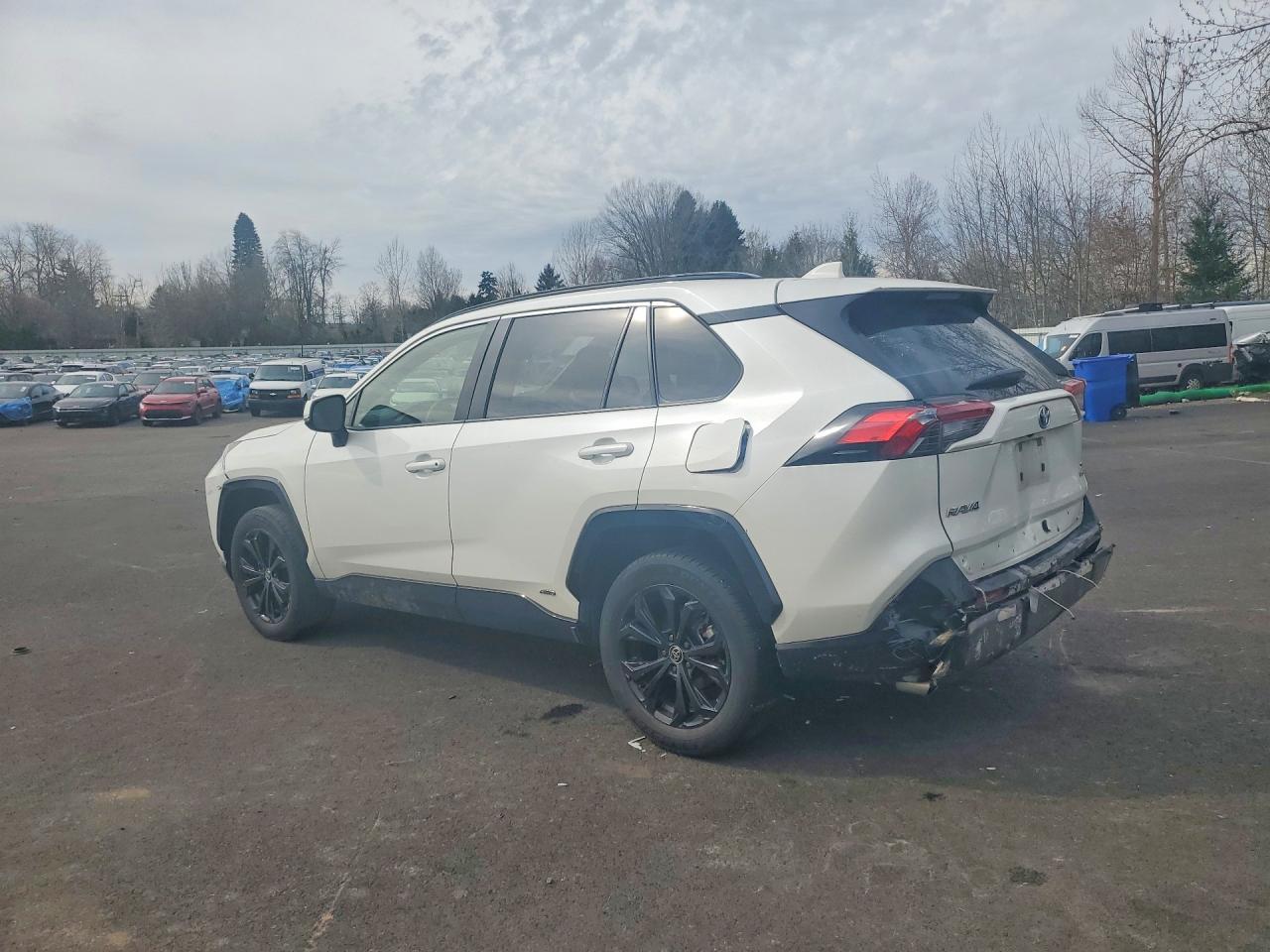2022 Toyota Rav4 Hybrid Se - zdjęcie 2