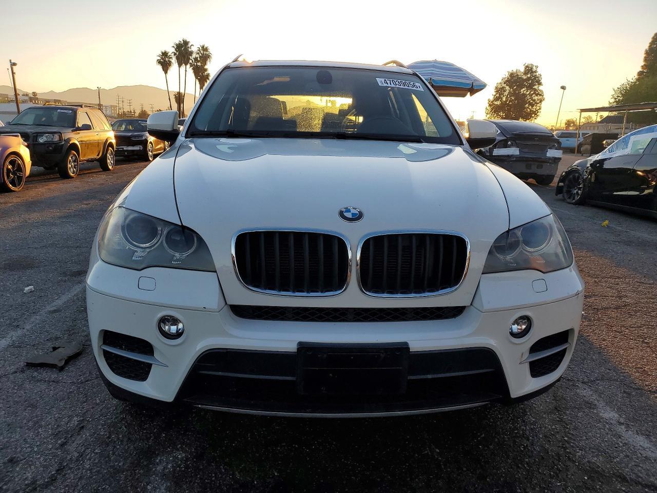 2013 BMW X5 xDrive35I - zdjęcie 5