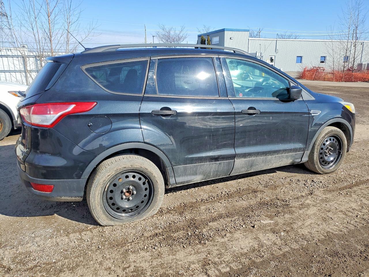 2015 Ford Escape S - zdjęcie 3