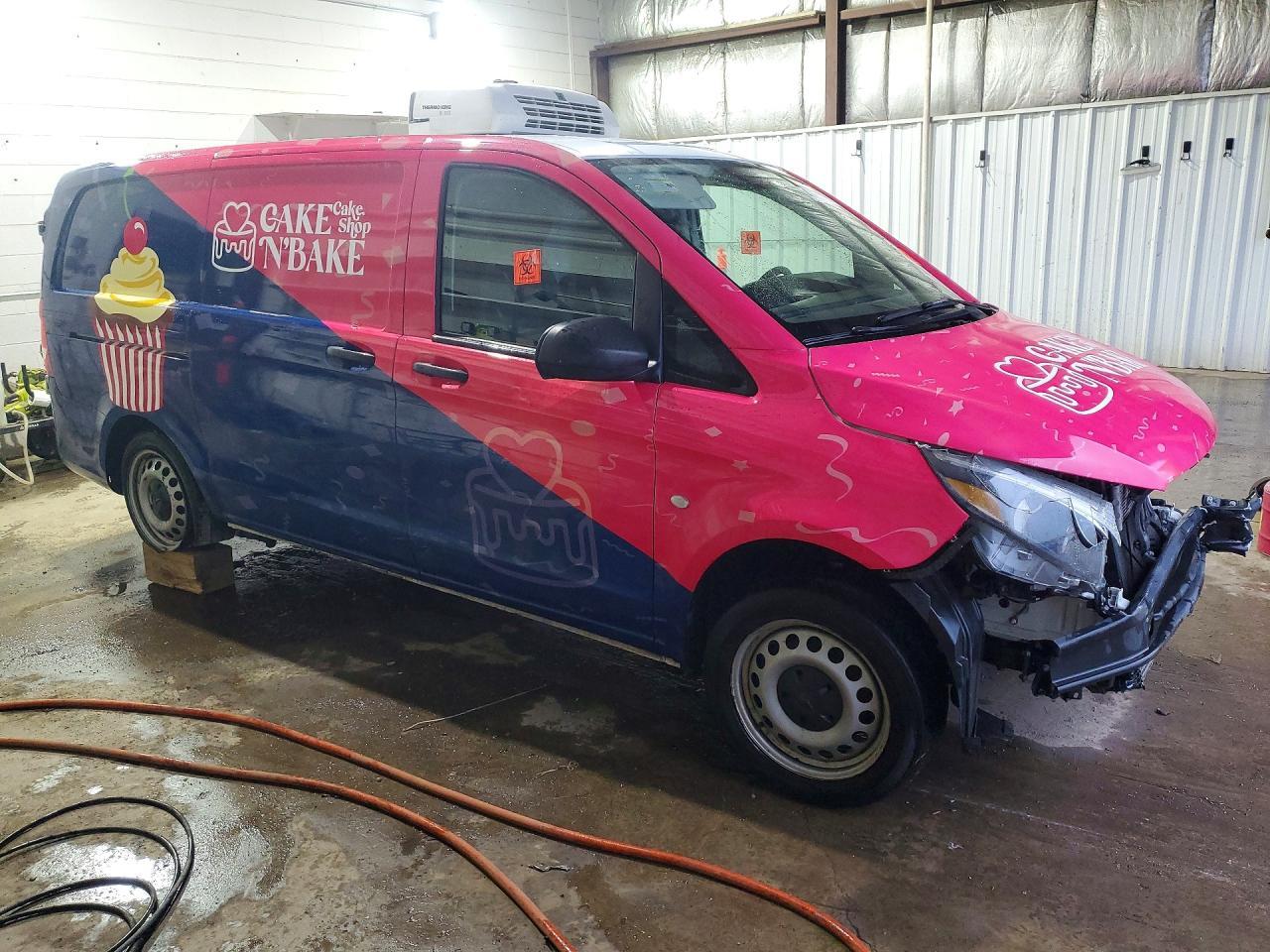 2017 Mercedes Benz Metris - zdjęcie 4
