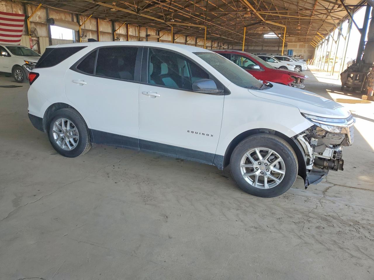 2024 Chevrolet Equinox Ls - zdjęcie 4