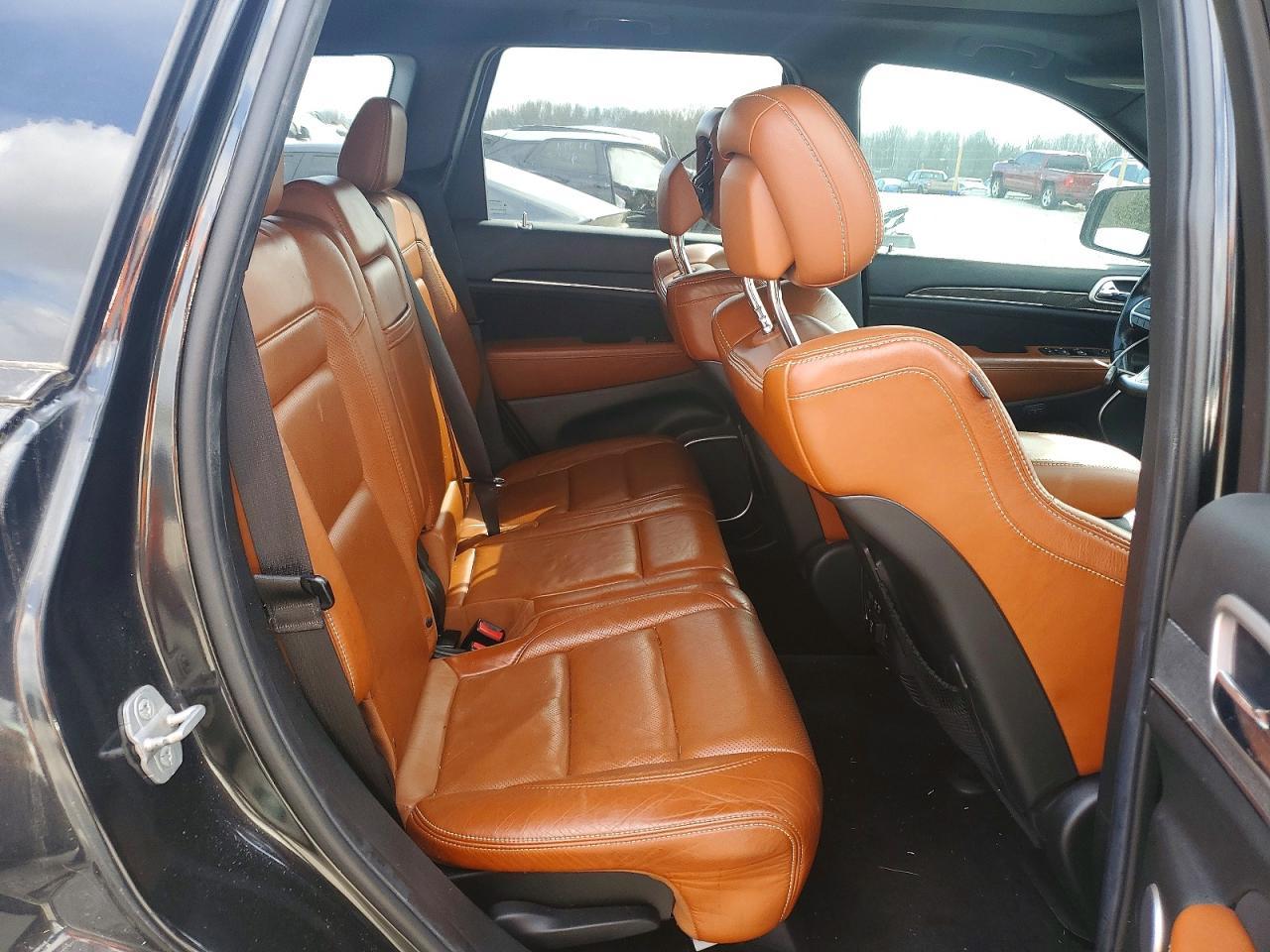 2014 Jeep Grand Cherokee Srt-8 - zdjęcie 11