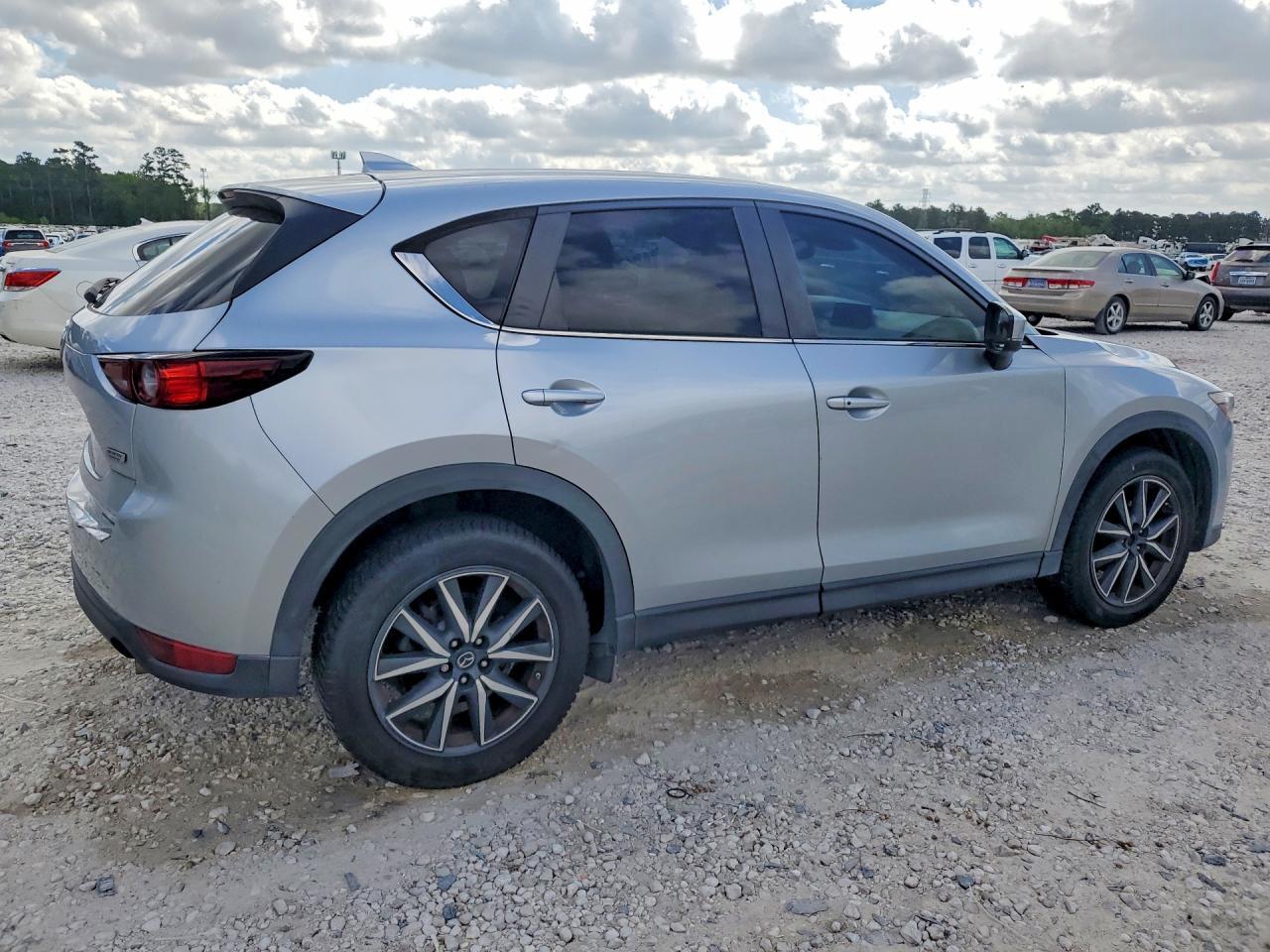 2018 Mazda Cx-5 Touring - zdjęcie 3