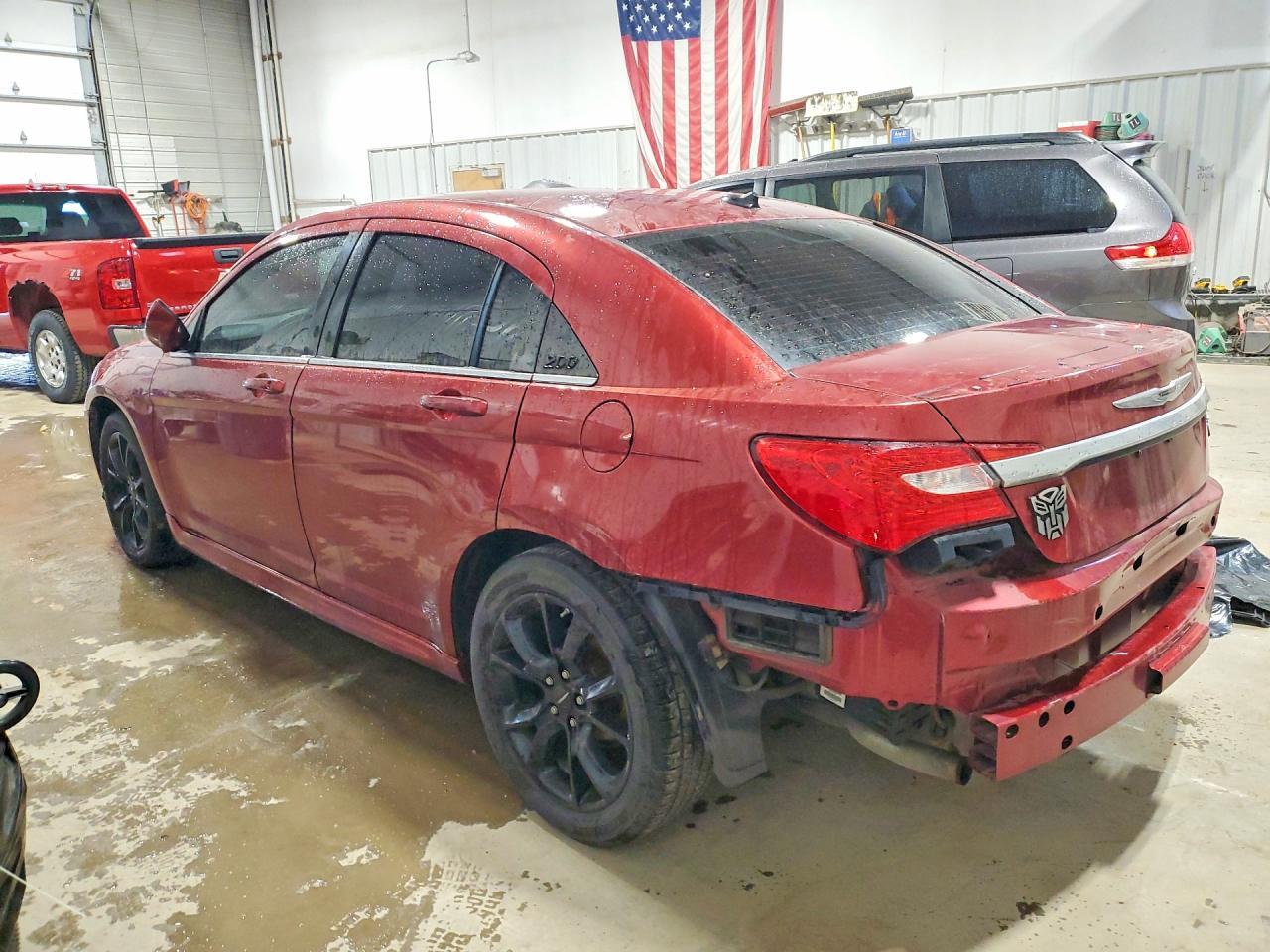 2013 Chrysler 200 Limited - zdjęcie 2