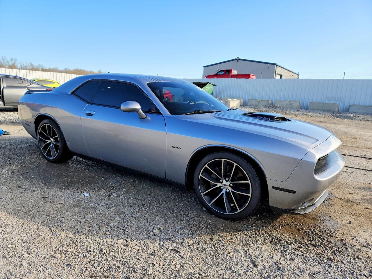 2018 Dodge Challenger R/T - zdjęcie 4