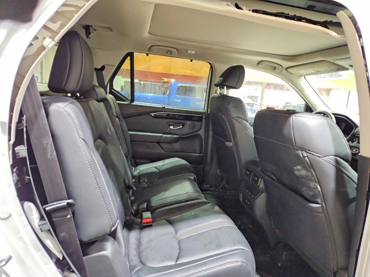 2025 Honda Pilot Touring - zdjęcie 11