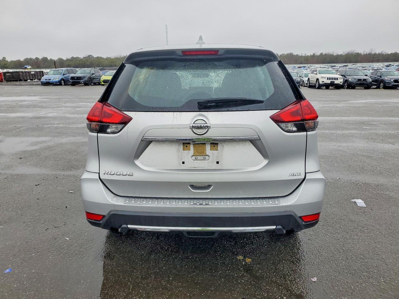 2018 Nissan Rogue S - zdjęcie 6